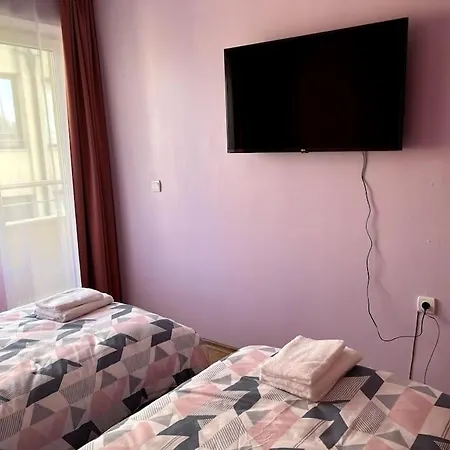 Lovely 2-bedroom Unit In * Sofia